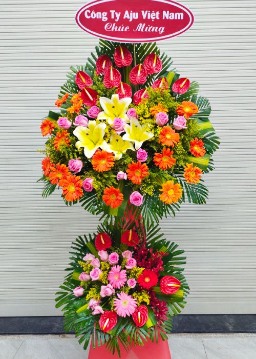 Hoa khai trương quận 3